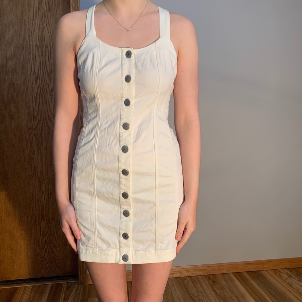 BCBGeneration Button up Dress - Size 6 - NWOT